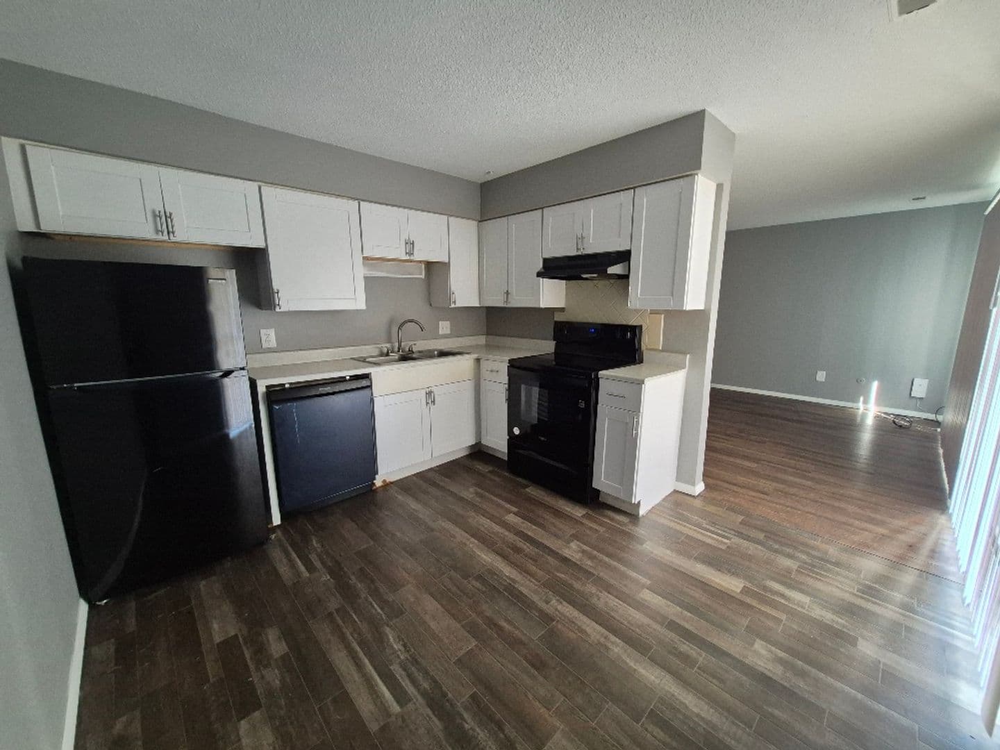 Coventry Park KC Apartments LLC - Condos 2 of 7