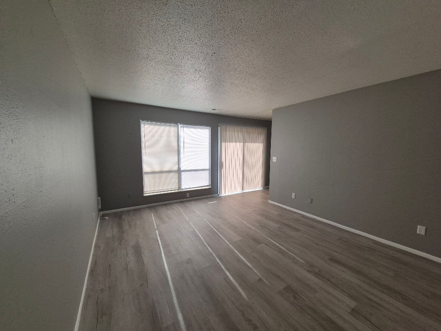 Coventry Park KC Apartments LLC - Condos 1 of 8