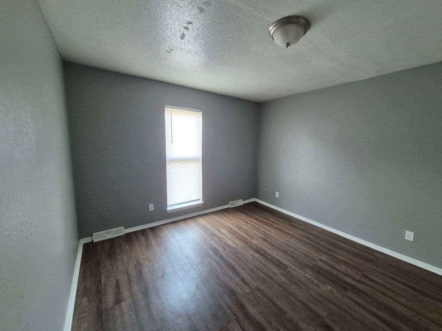 Coventry Park KC Apartments LLC - Condos 6 of 10