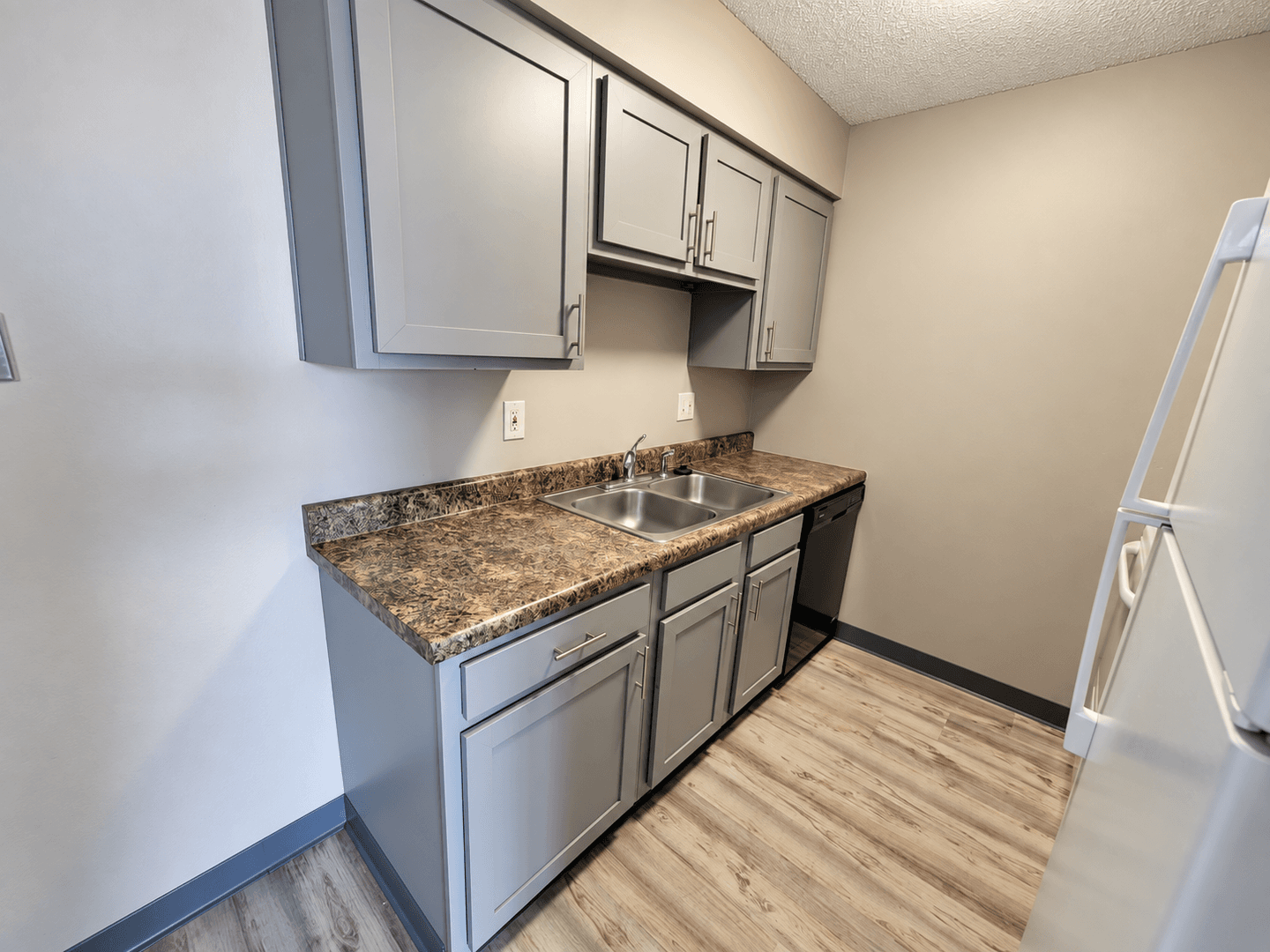 Belmont Park Apts LLC 9 of 10