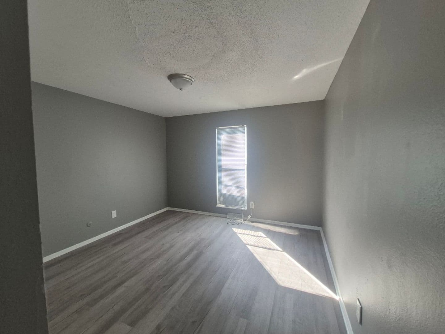 Coventry Park KC Apartments LLC - Condos 5 of 14