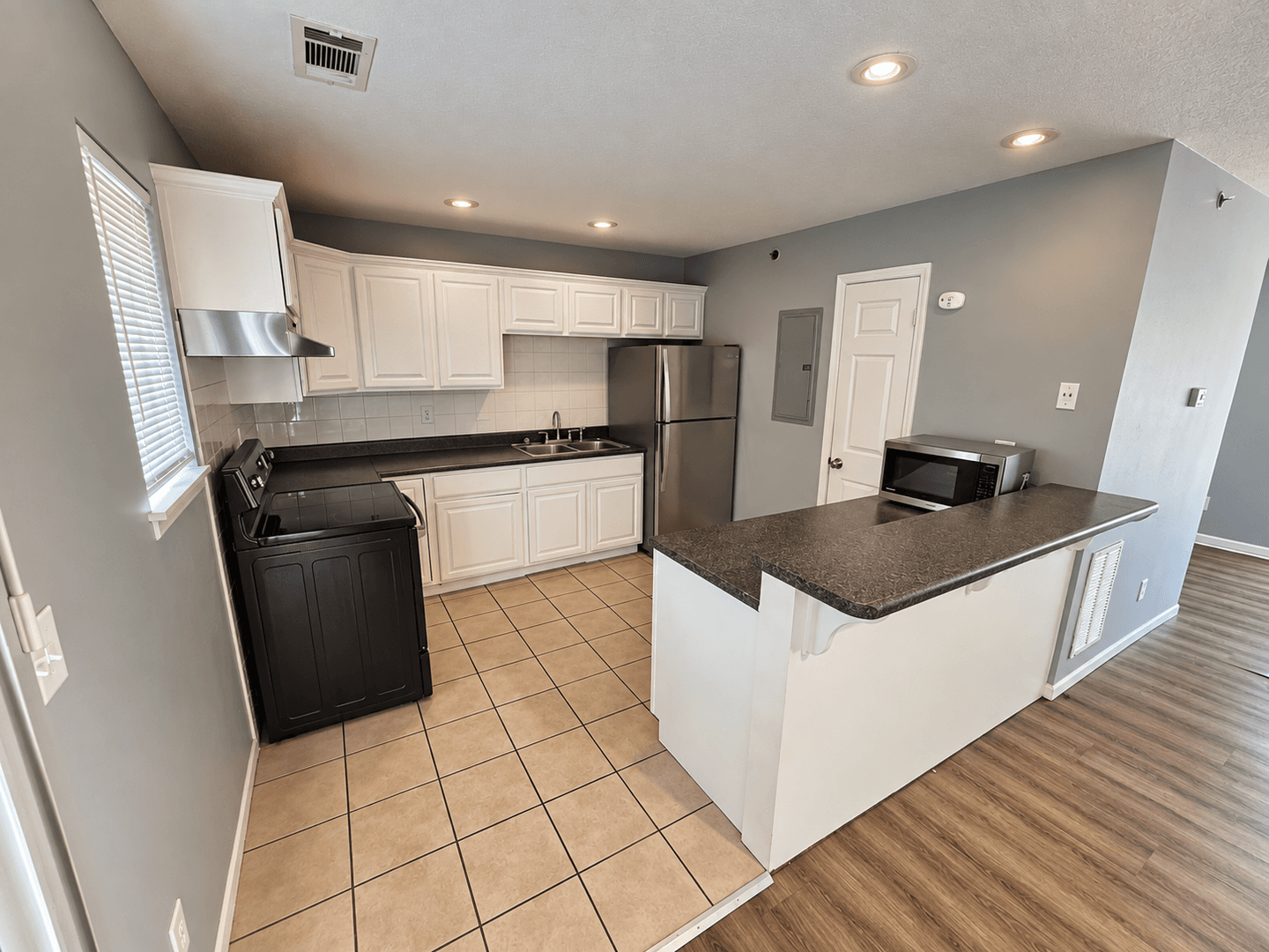 The Oasis Apartments 3 of 4
