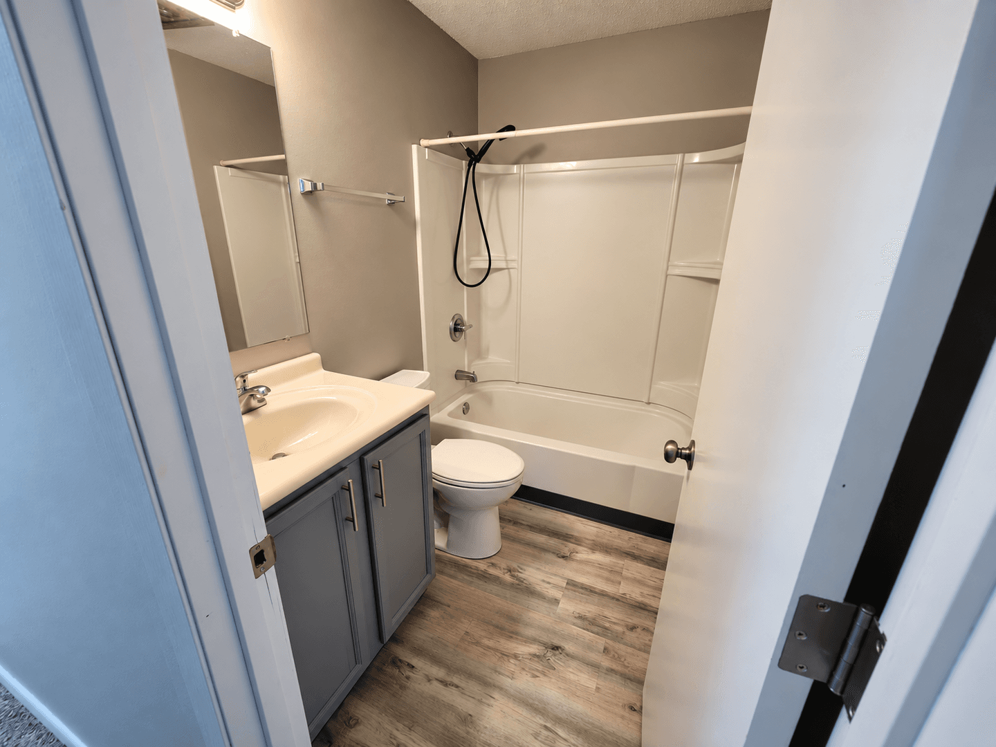 Belmont Park Apts LLC 7 of 10