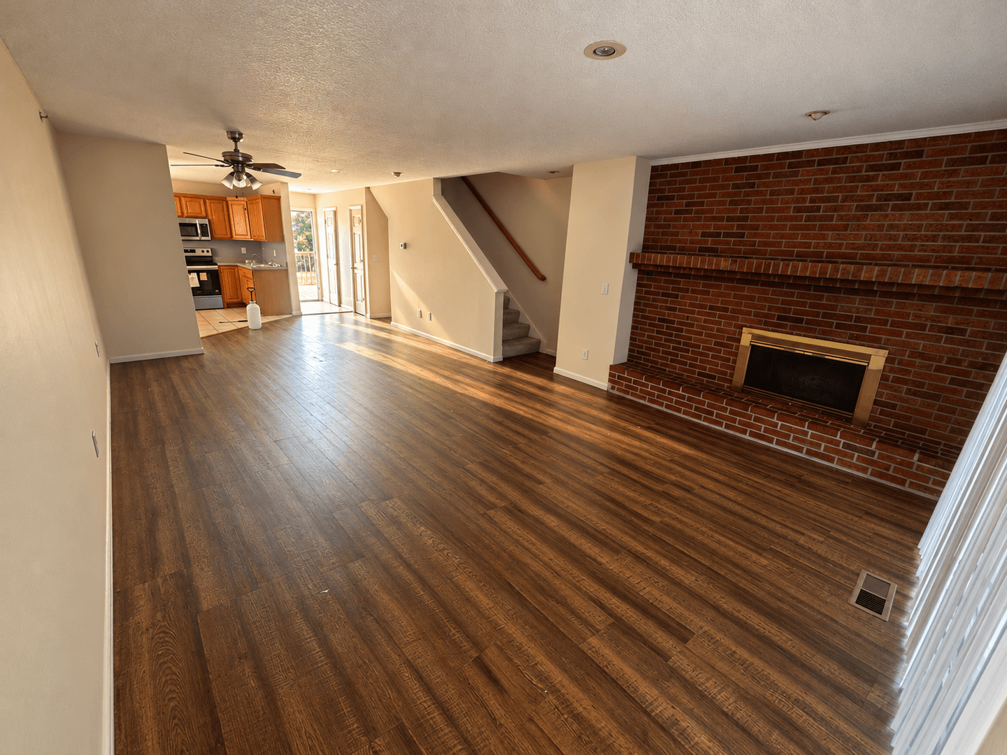 The Oasis Apartments 4 of 11