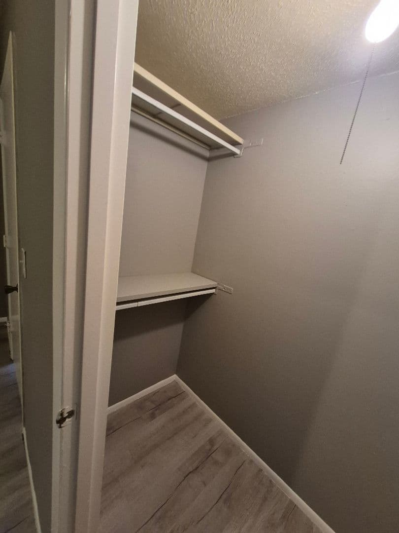 Coventry Park KC Apartments LLC - Condos 6 of 8