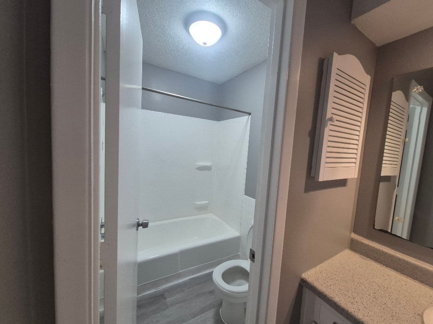 Coventry Park KC Apartments LLC - Condos 10 of 14
