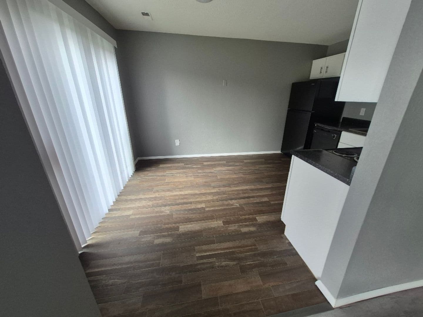 Coventry Park KC Apartments LLC - Condos 2 of 9