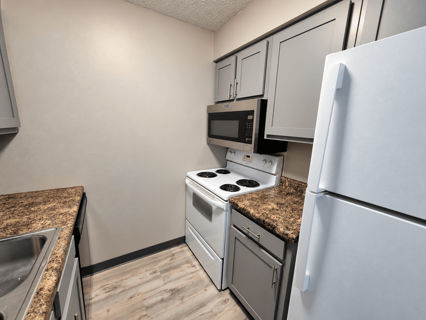 Belmont Park Apts LLC 5 of 10