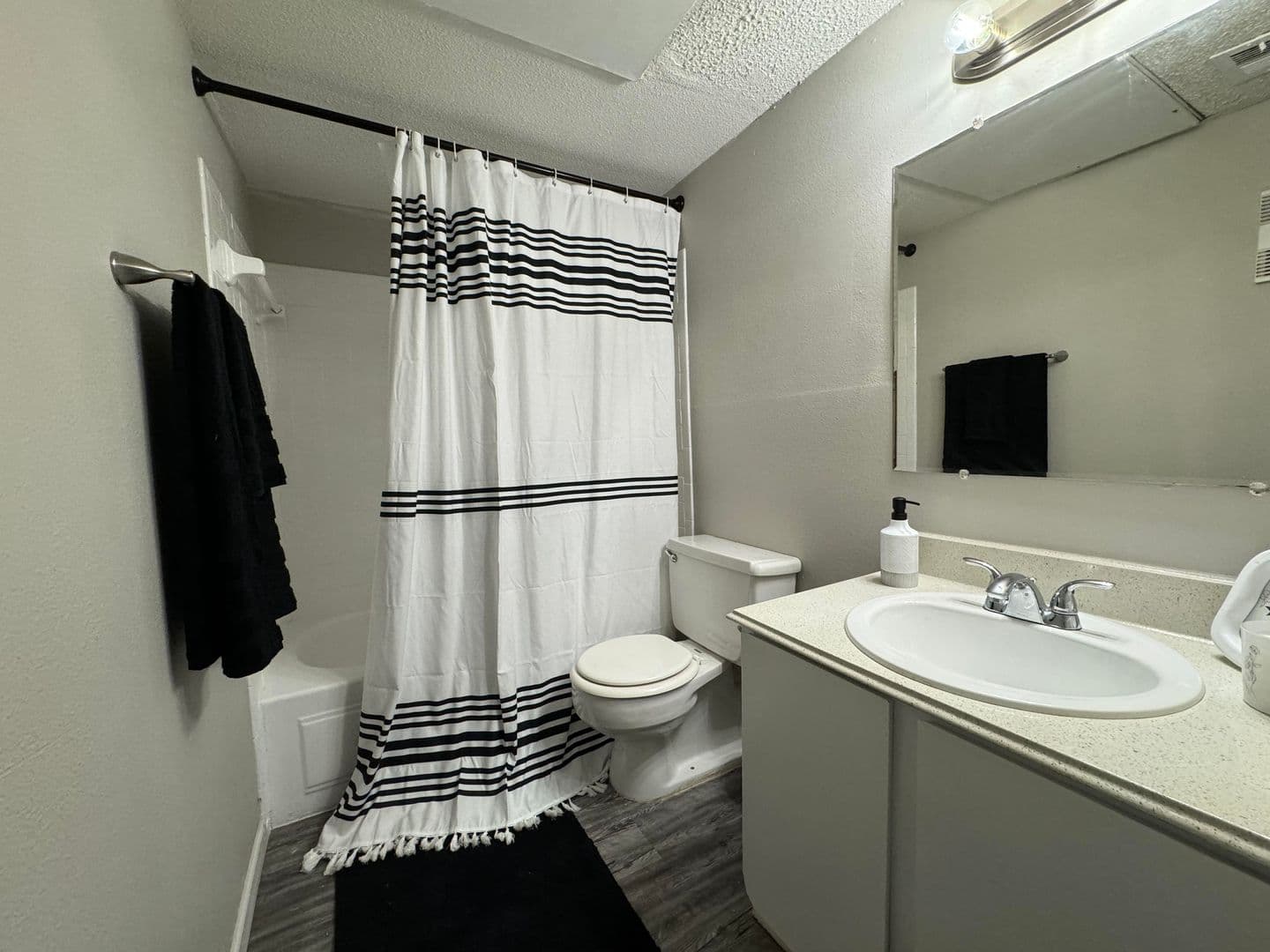 Birchwood Apartments 9 of 15