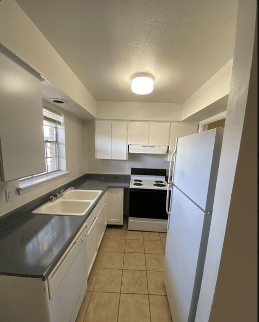 The Residences at the 27th 4 of 10