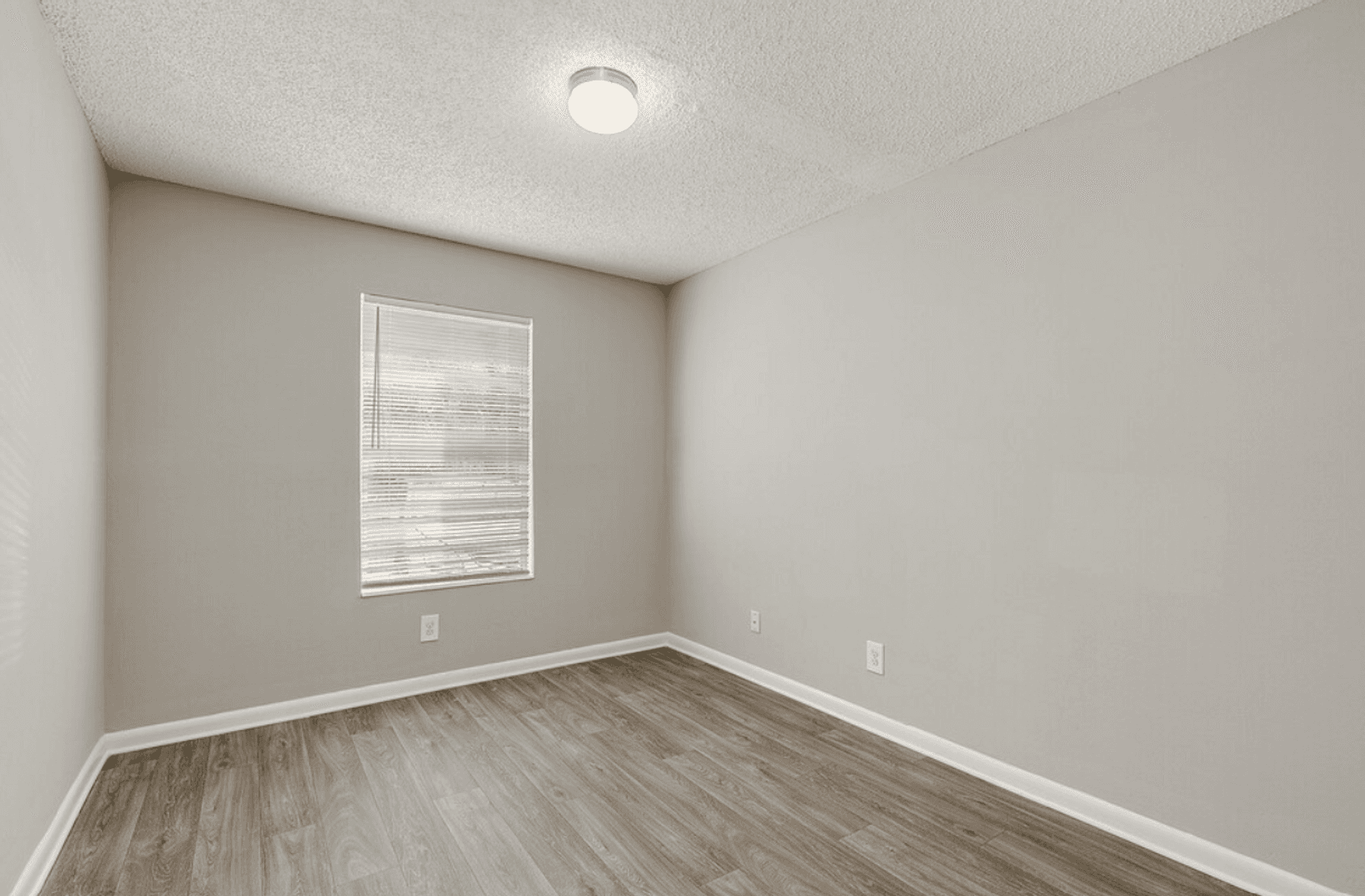 Volare Apartments 5 of 6