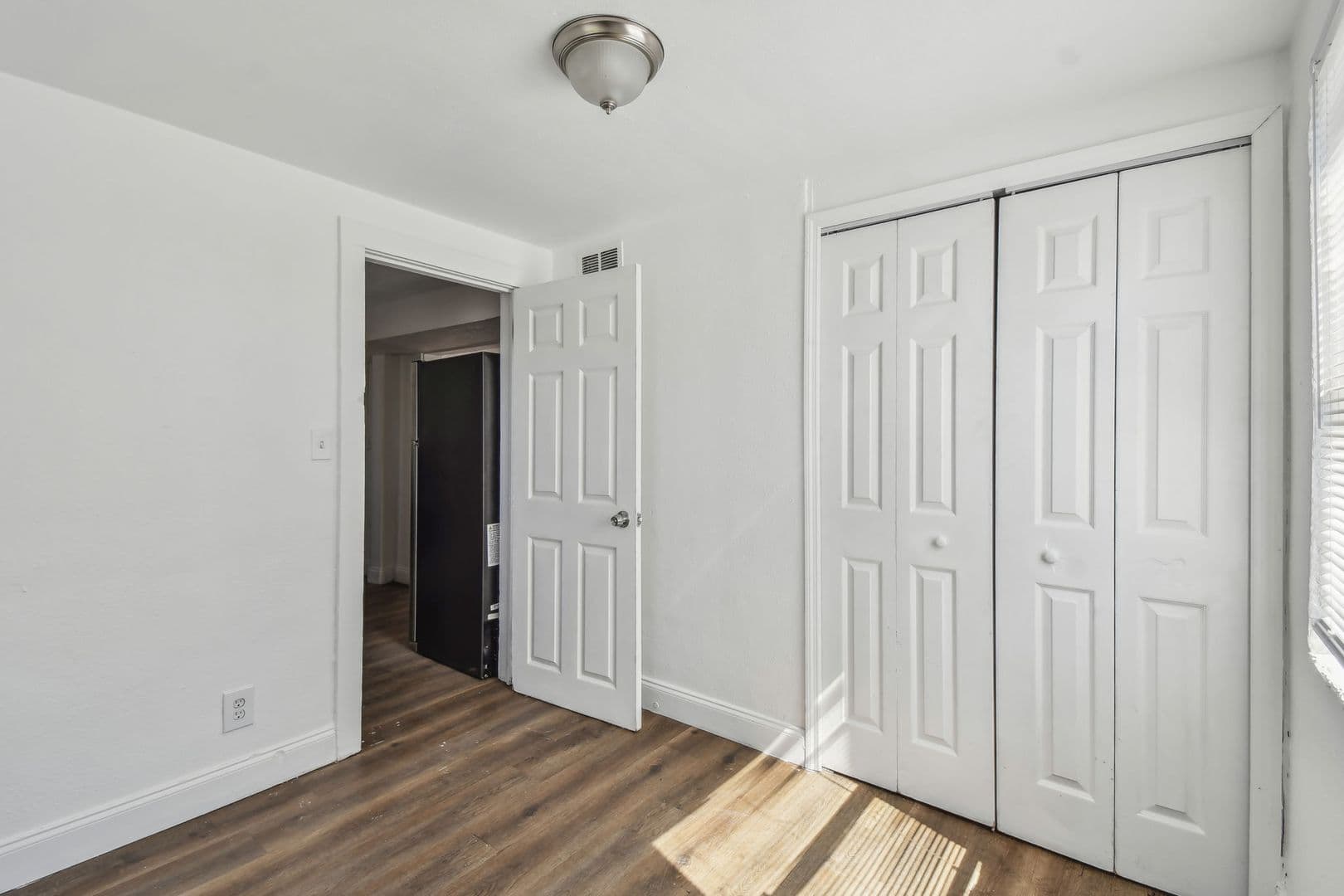 Barnett Apartments 9 of 14