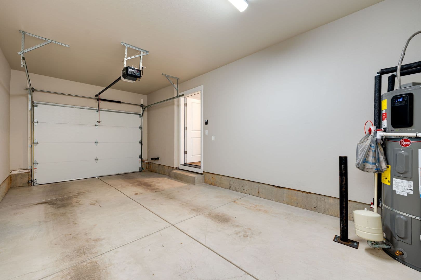 Lindsay Townhomes 5 of 26