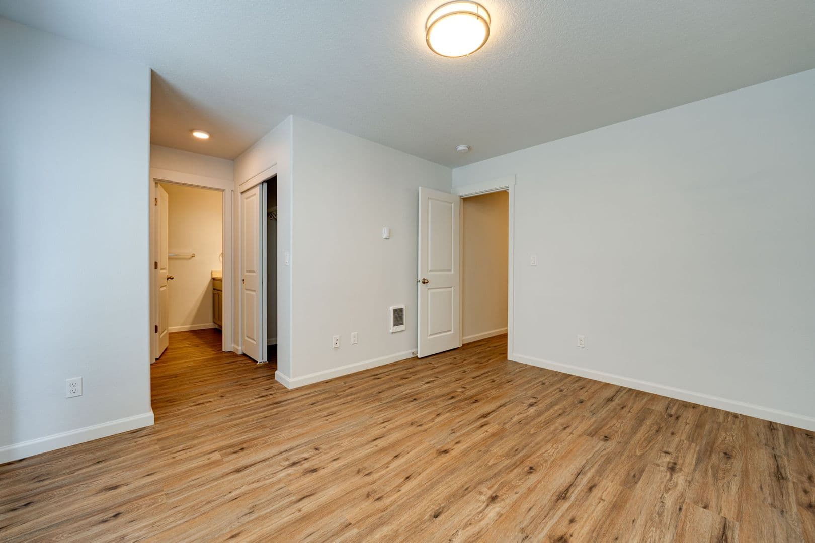 Lindsay Townhomes 8 of 26