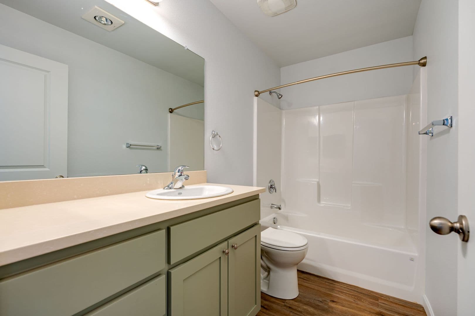 Lindsay Townhomes 22 of 26