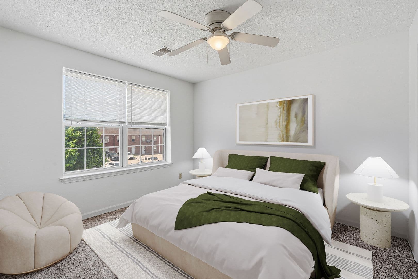 Furnished Studio Apartment - Heart of Warrensburg 4 of 22