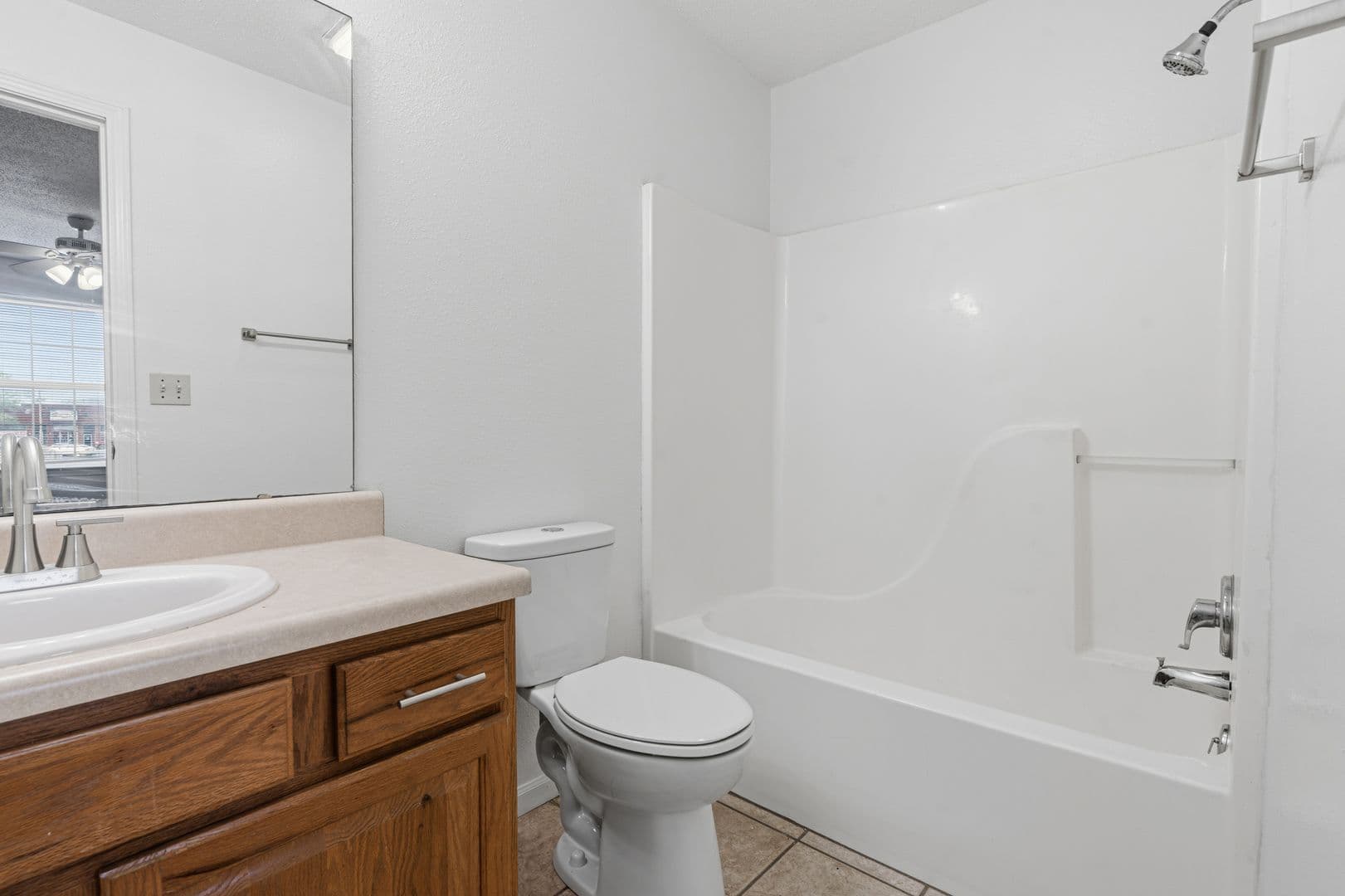 Furnished Studio Apartment - Heart of Warrensburg 22 of 22