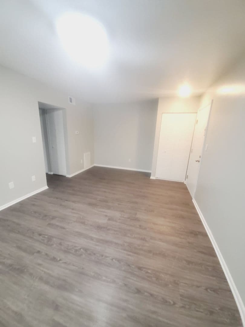 Sugarbush Apts 9 of 19