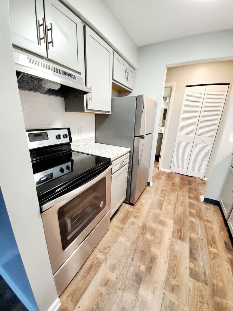 Sugarbush Apts 8 of 26