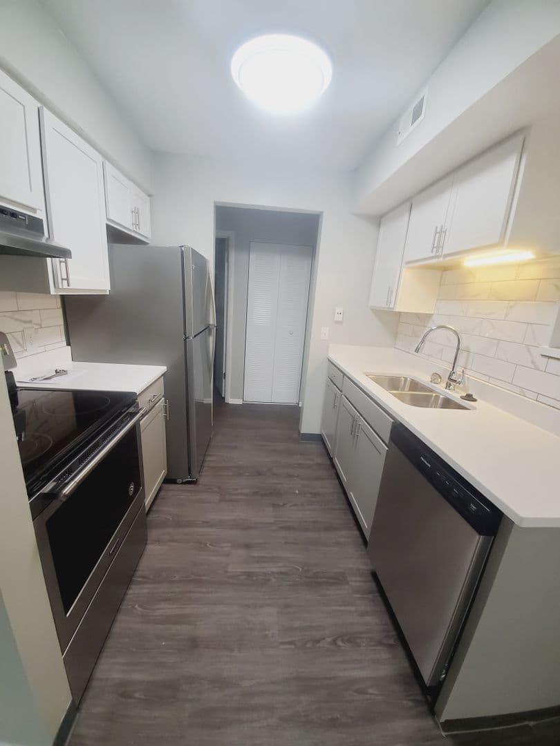 Sugarbush Apts 5 of 19