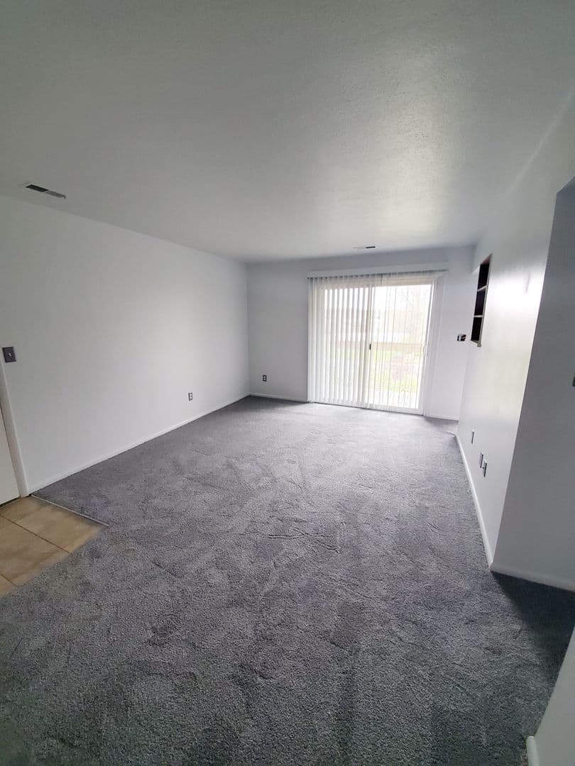 Sugarbush Apts 6 of 16