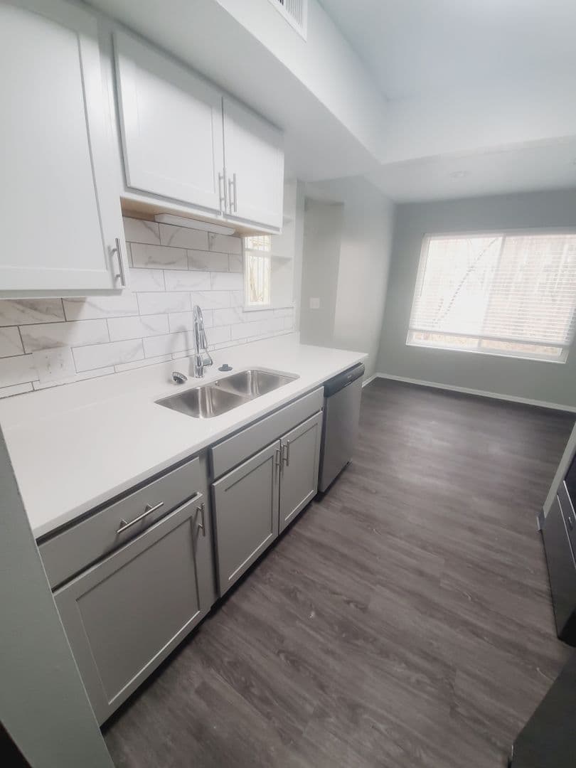 Sugarbush Apts 8 of 19
