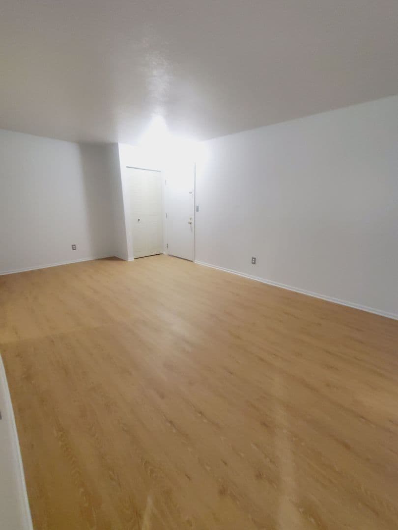 Sugarbush Apts 7 of 22