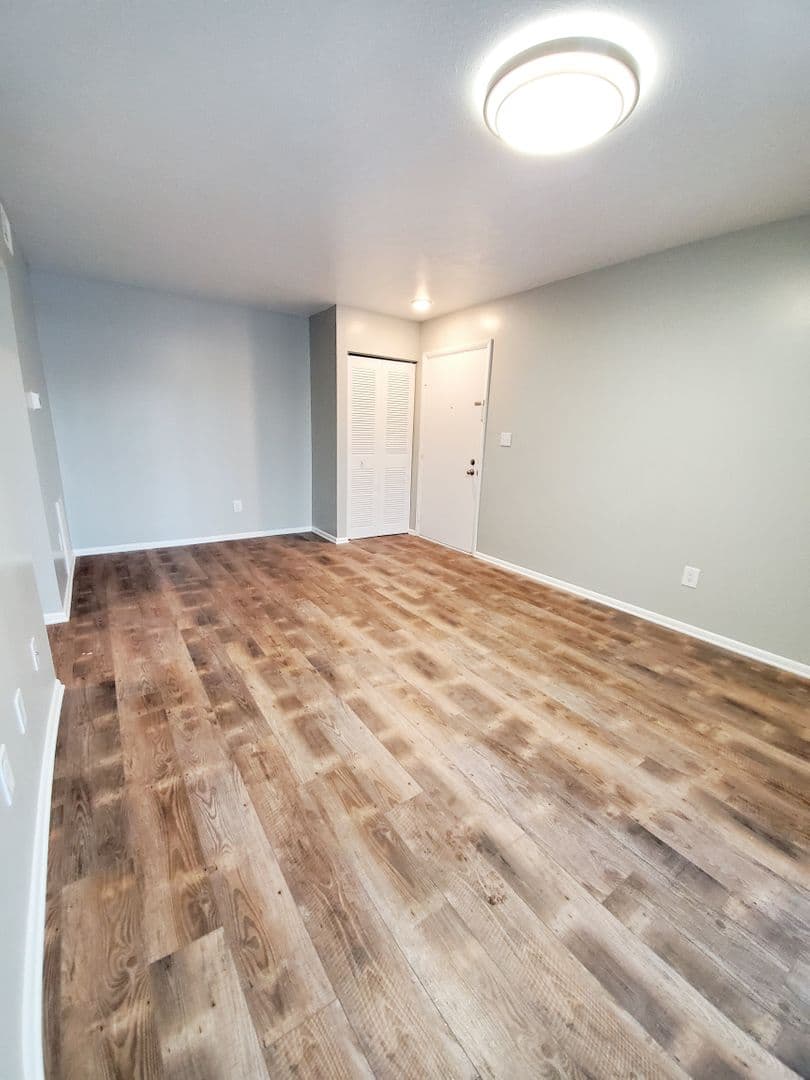 Sugarbush Apts 4 of 26