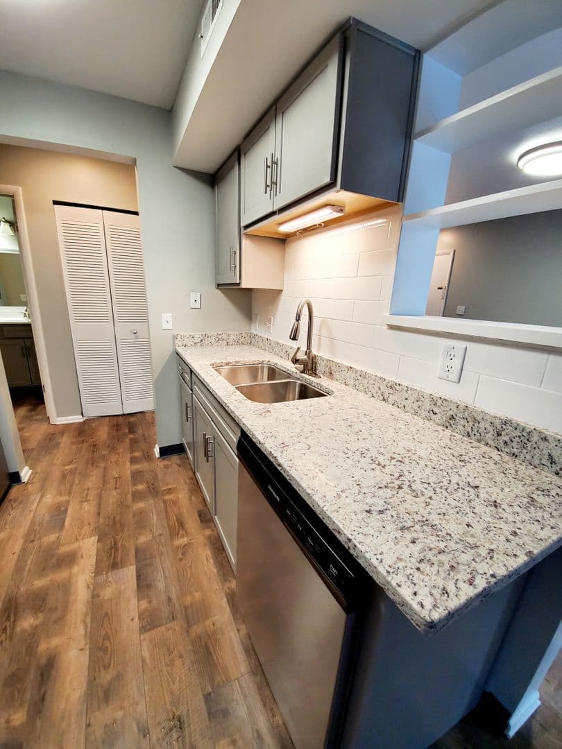 Sugarbush Apts 10 of 26