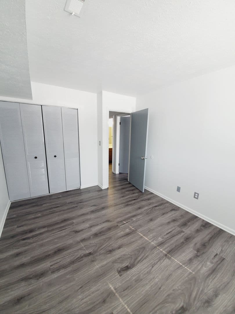 Sugarbush Apts 2 of 18