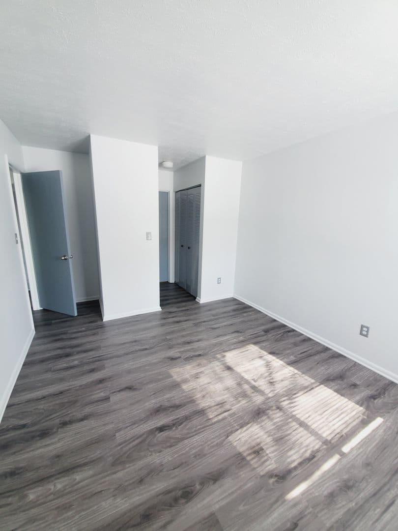 Sugarbush Apts 6 of 18