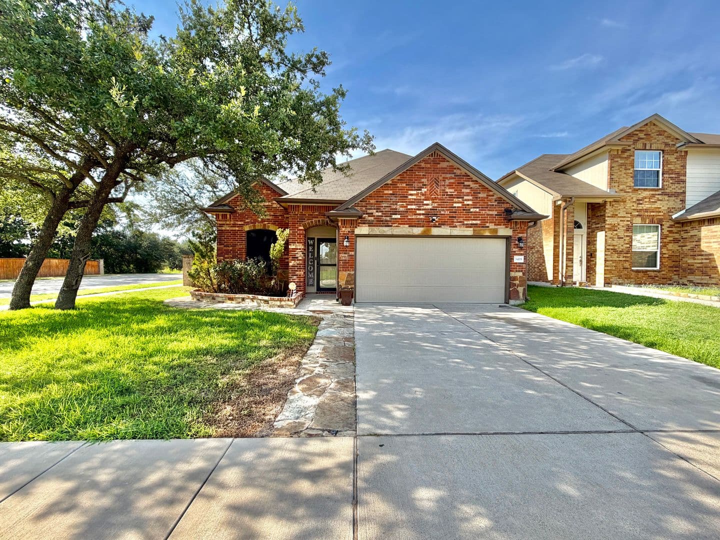 3418 Lorne Dr. 1 of 33