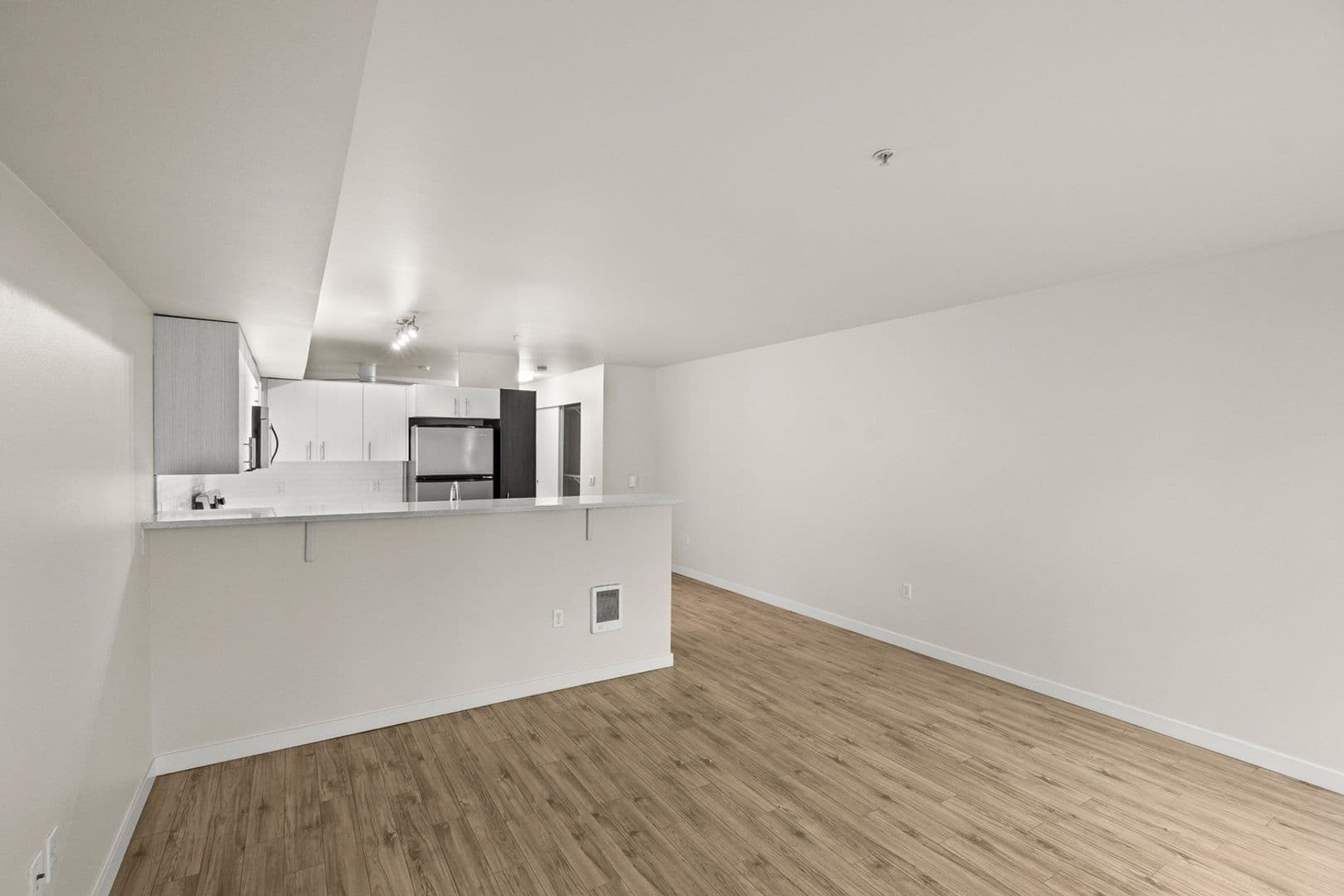 CONT Contour Apartments 8 of 15