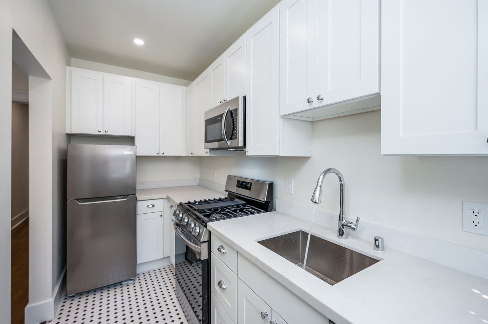 FIO Fionia Apartments 3 of 11