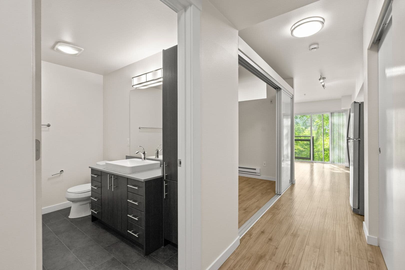 CONT Contour Apartments 7 of 14