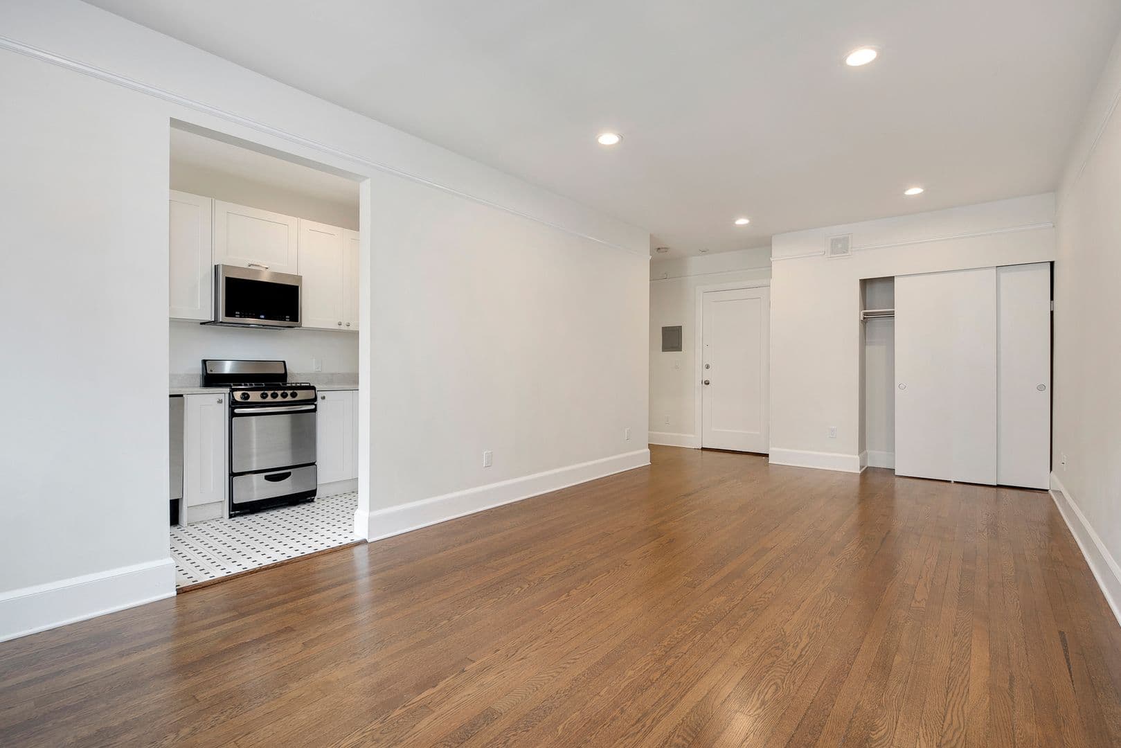 FIO Fionia Apartments 1 of 6