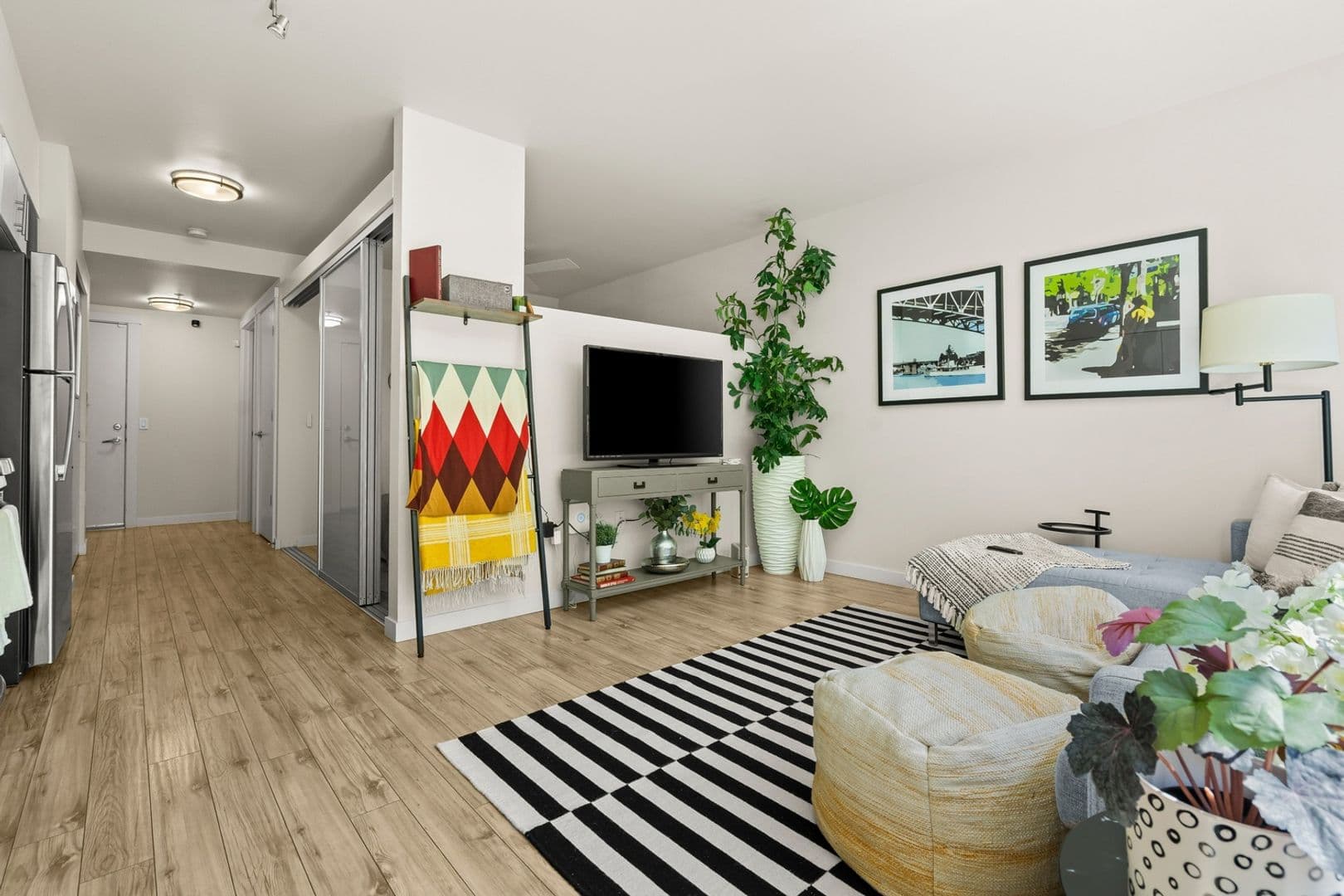 CONT Contour Apartments 3 of 13