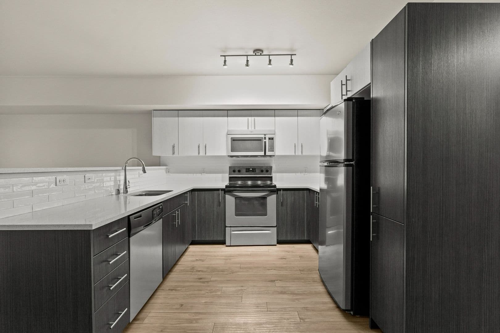 CONT Contour Apartments 5 of 15