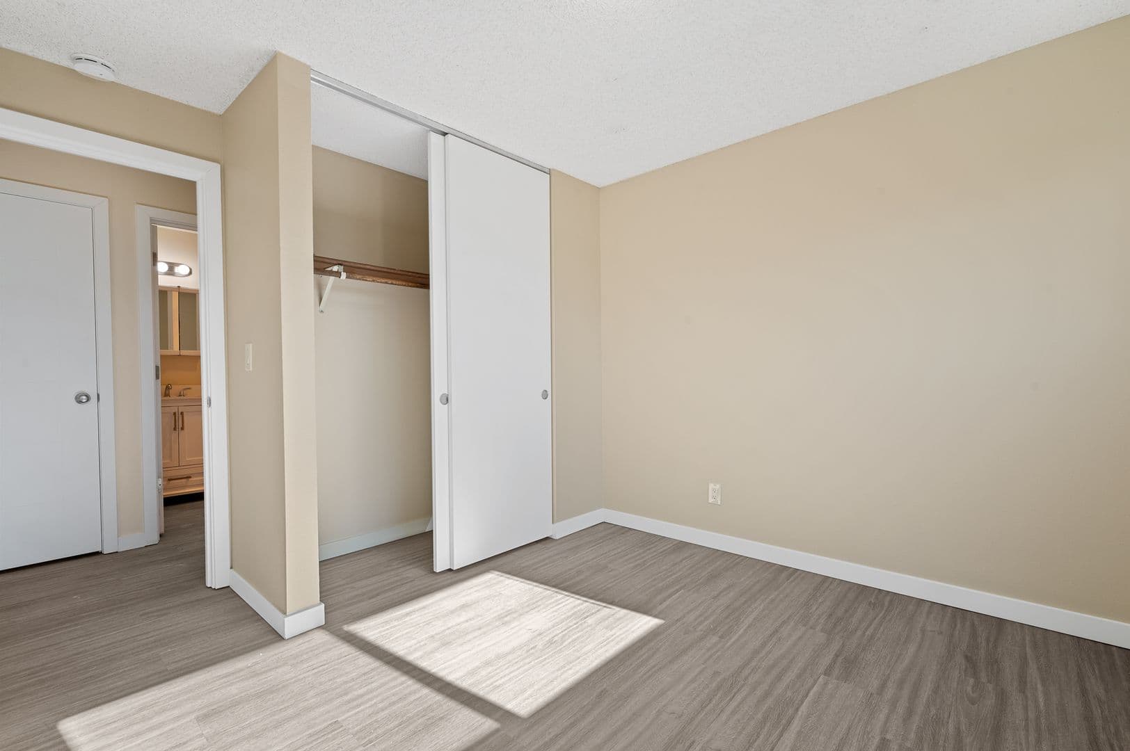 Stonebridge Apartments 16 of 28