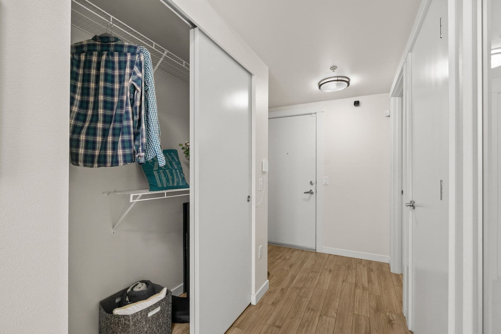 CONT Contour Apartments 12 of 14