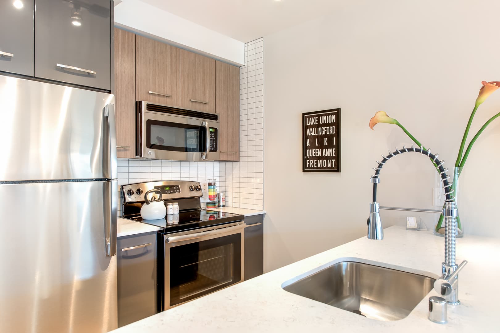 ZEP Zephyr Apartments 10 of 13