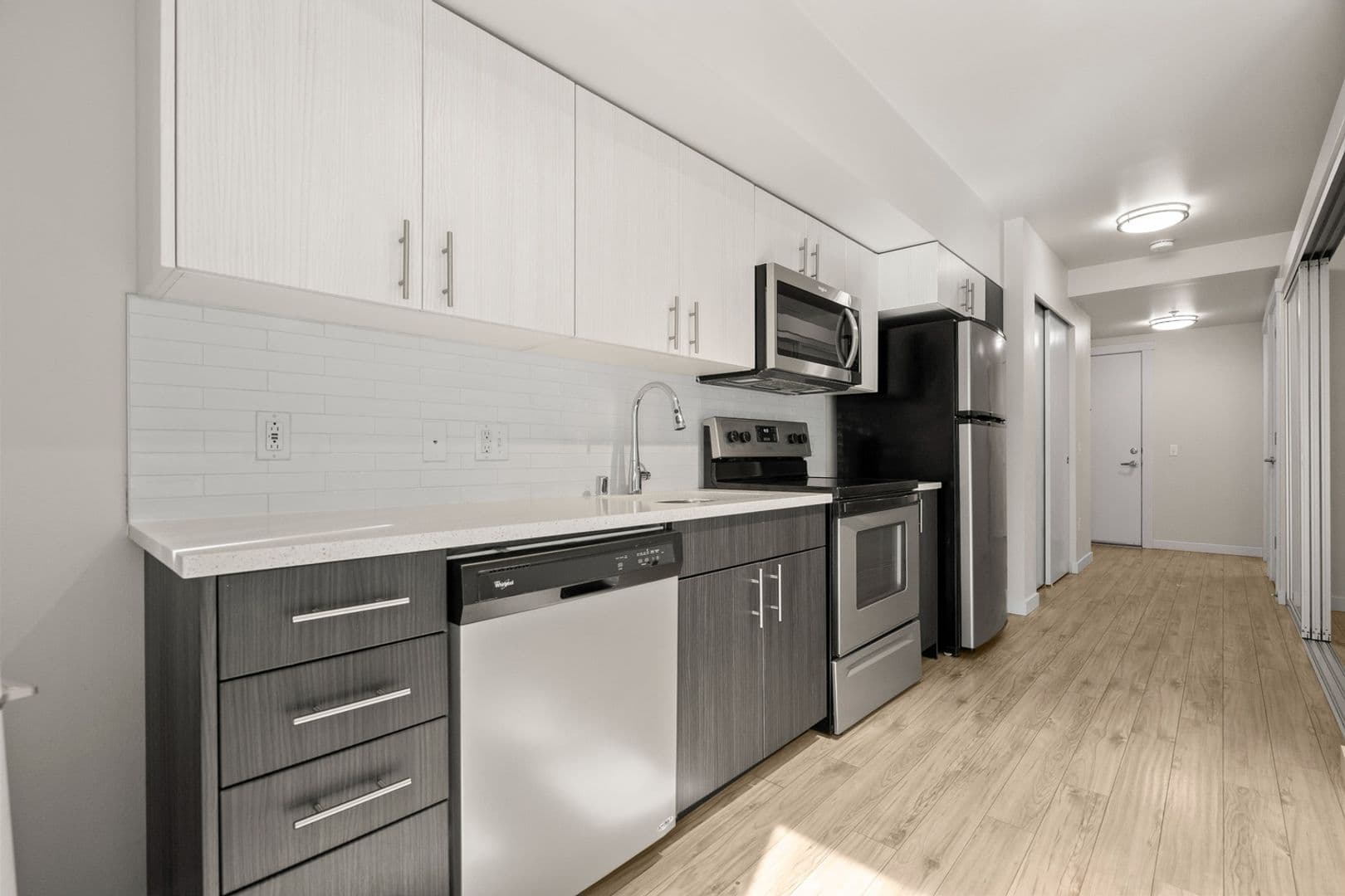 CONT Contour Apartments 8 of 12