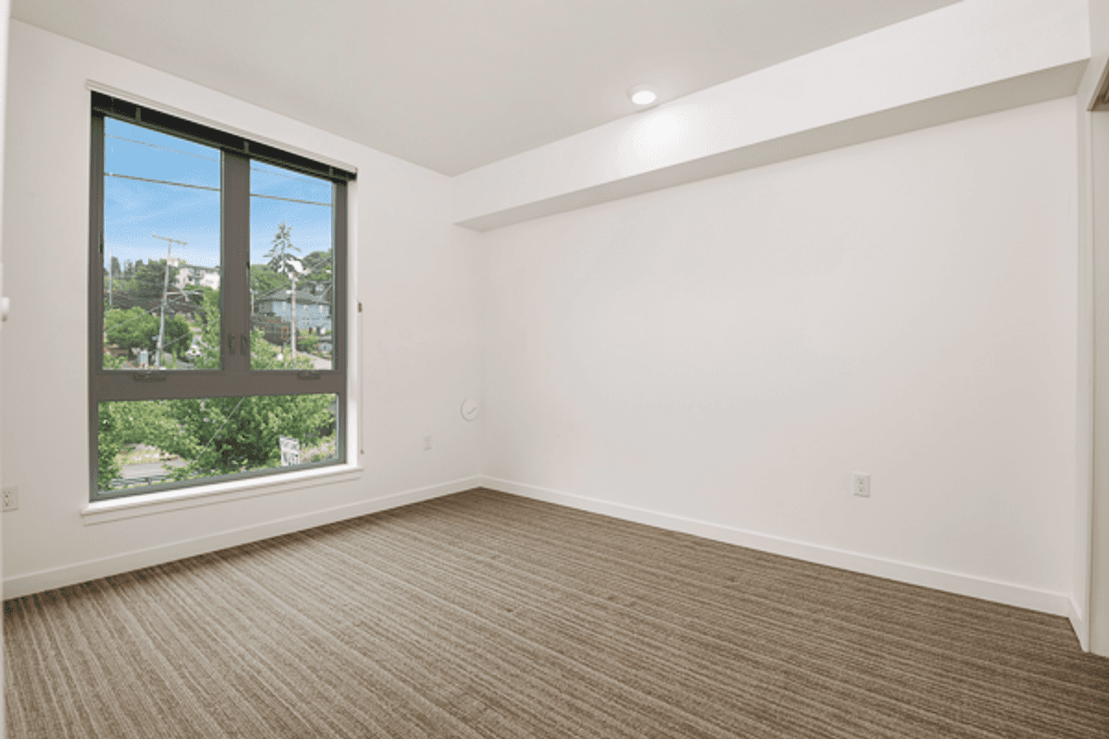 CRN Crane Interbay Apartments 7 of 12