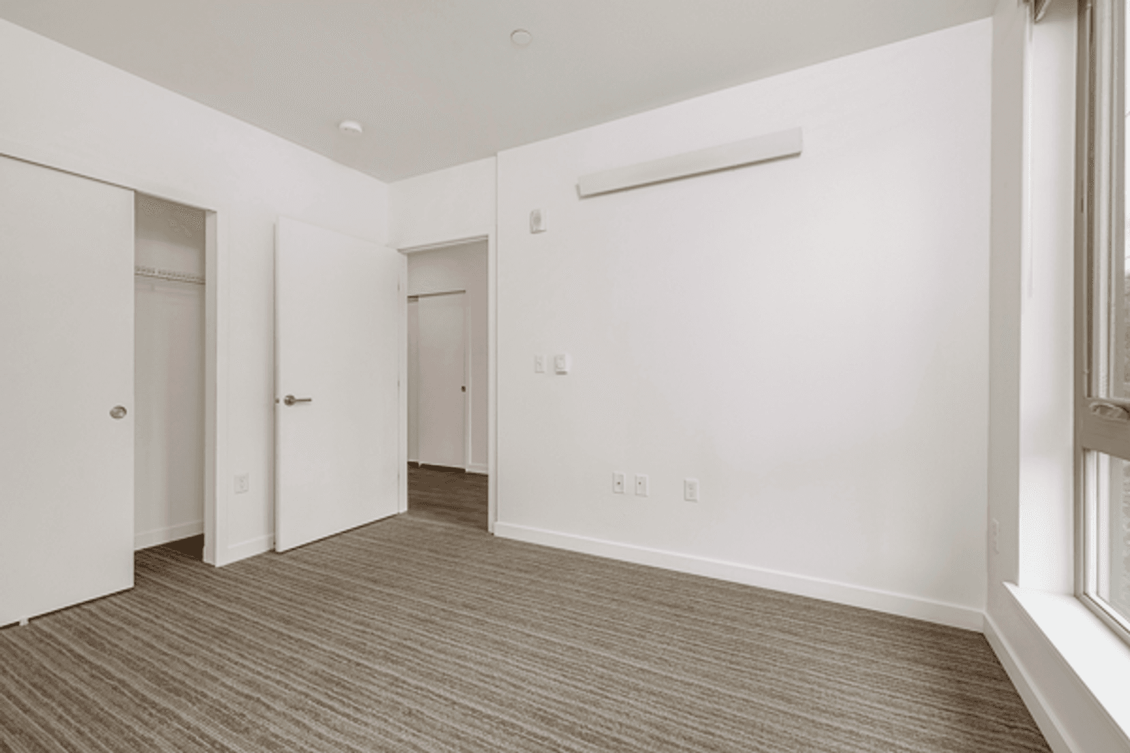 CRN Crane Interbay Apartments 8 of 12