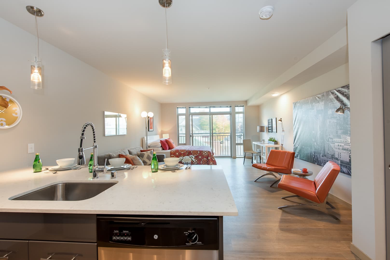 ZEP Zephyr Apartments 4 of 8