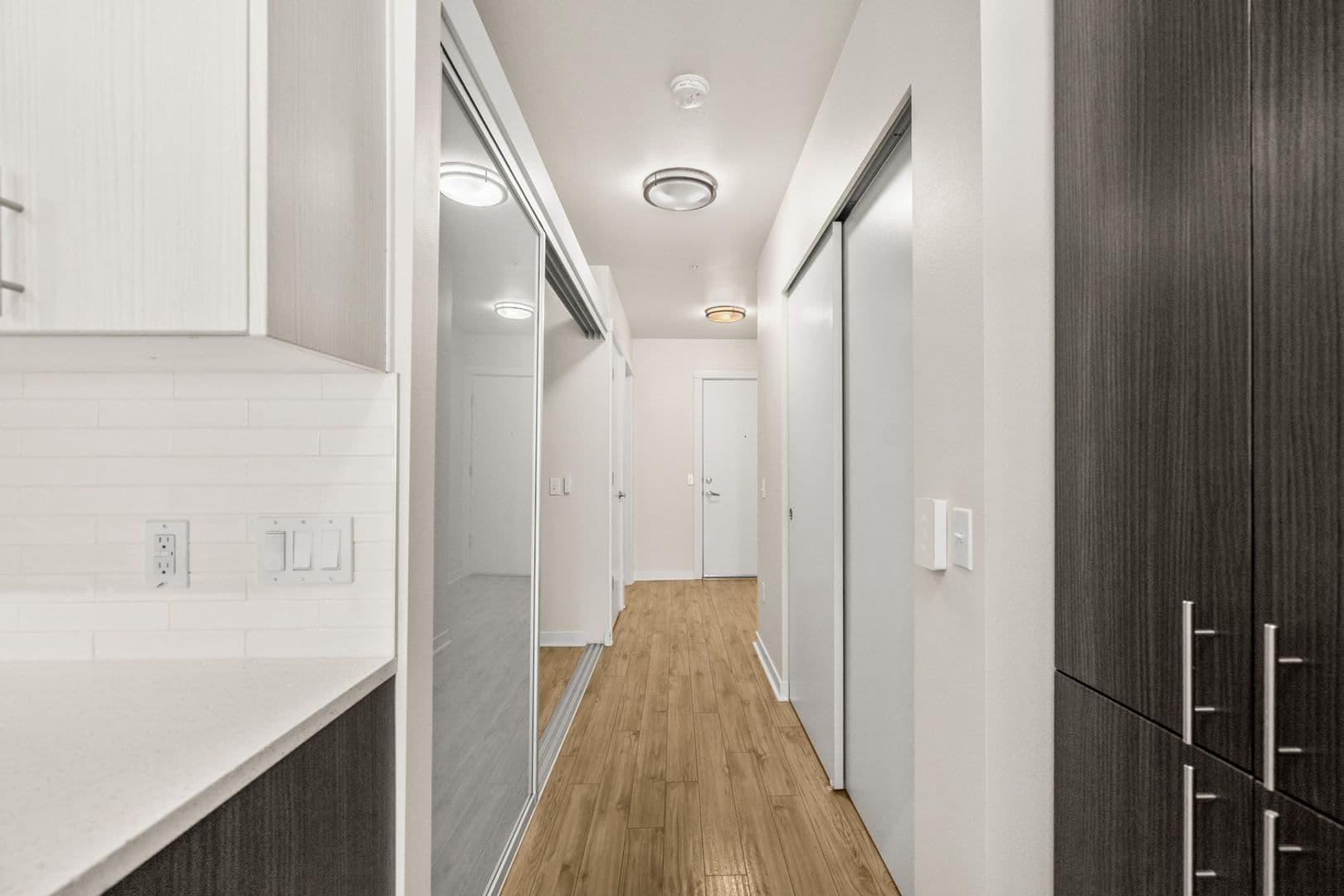 CONT Contour Apartments 7 of 18