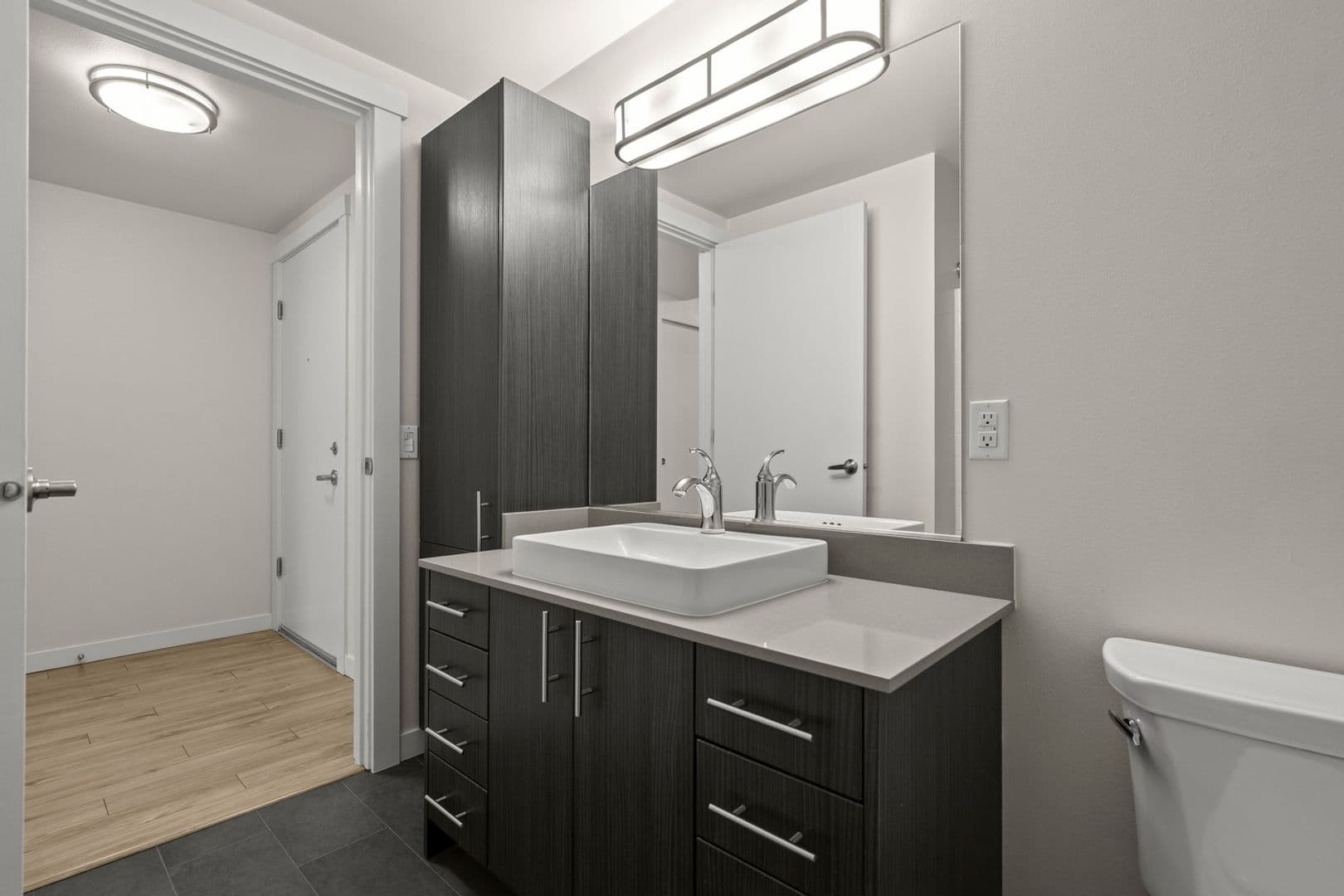 CONT Contour Apartments 3 of 12