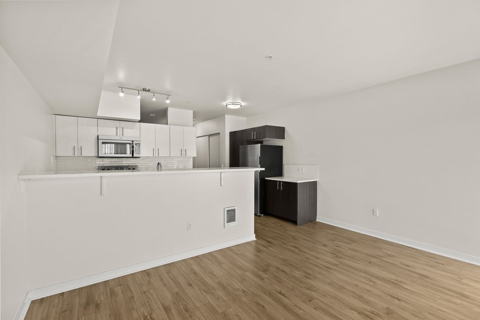 CONT Contour Apartments 52 of 60