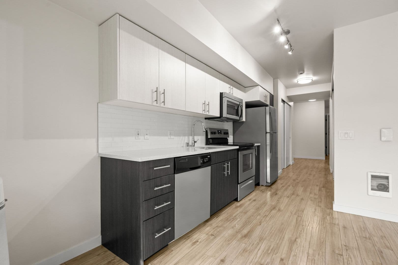 CONT Contour Apartments 3 of 14