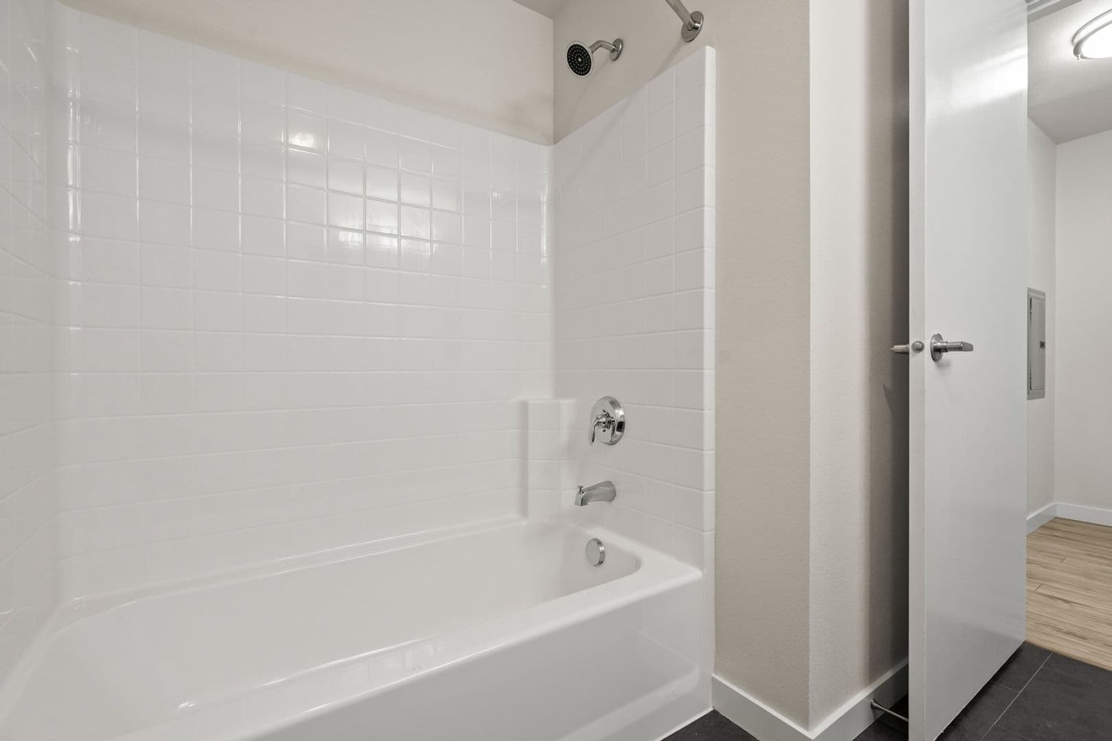 CONT Contour Apartments 3 of 11